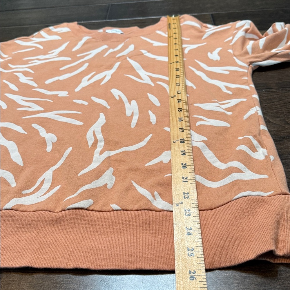 ❤️3/$30 Daily Ritual Patterned Sweatshirt - Picture 8 of 8